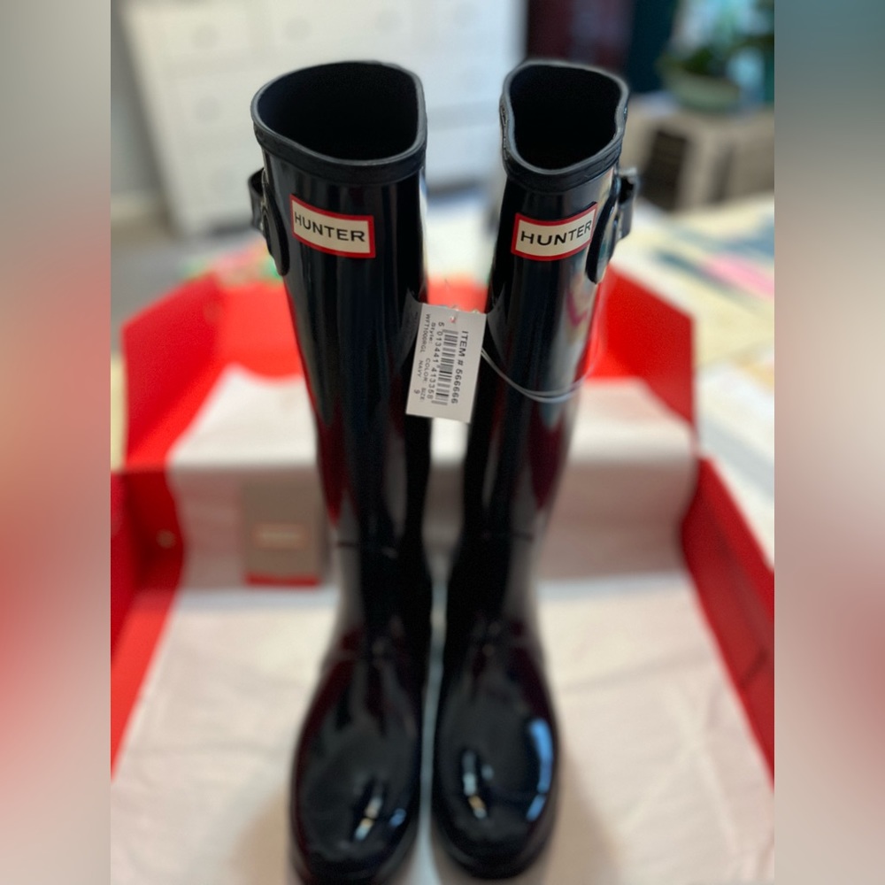 NIB Hunter Tall Gloss Boots